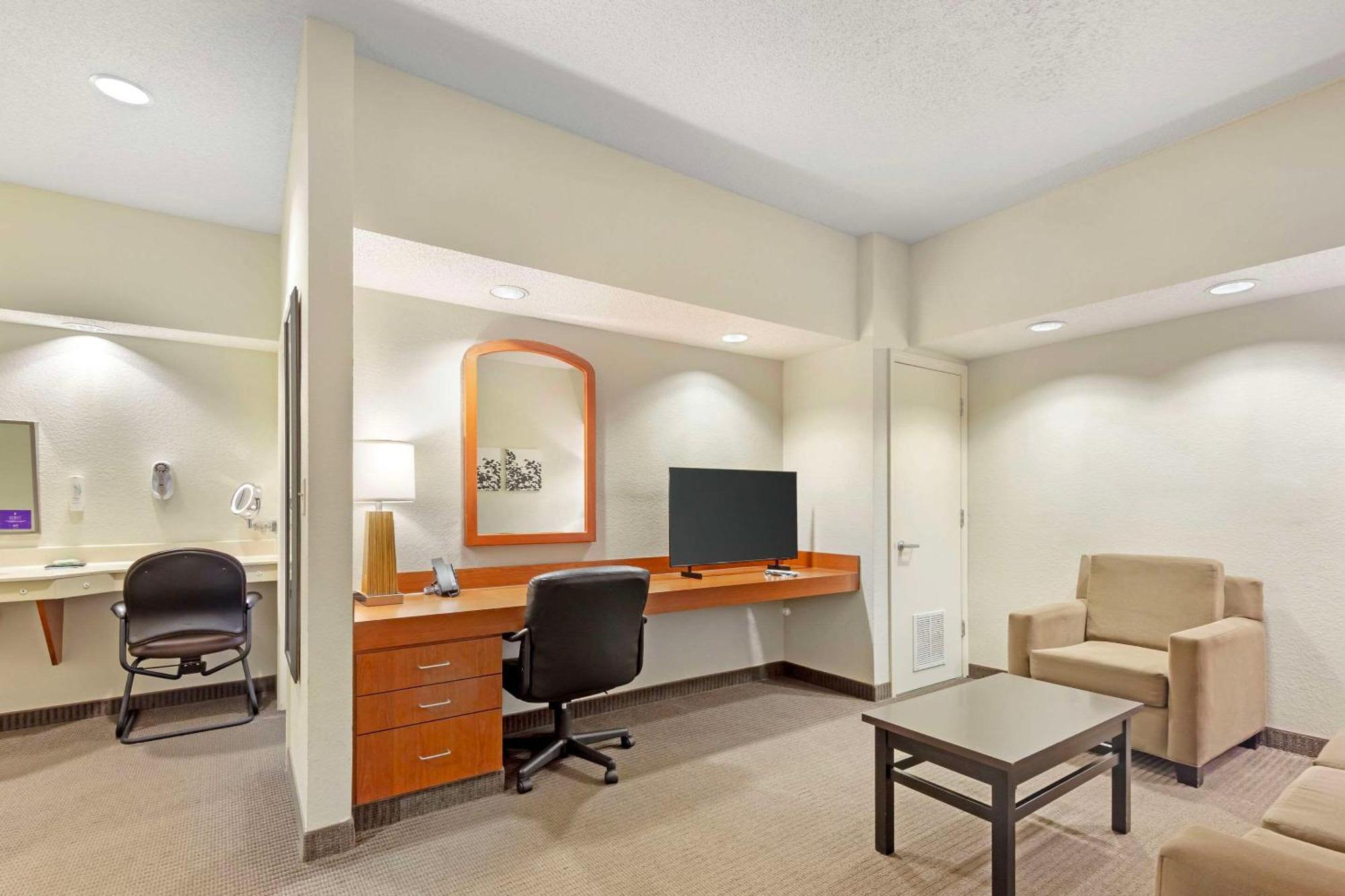Sleep Inn & Suites Danville Hwy 58 Esterno foto