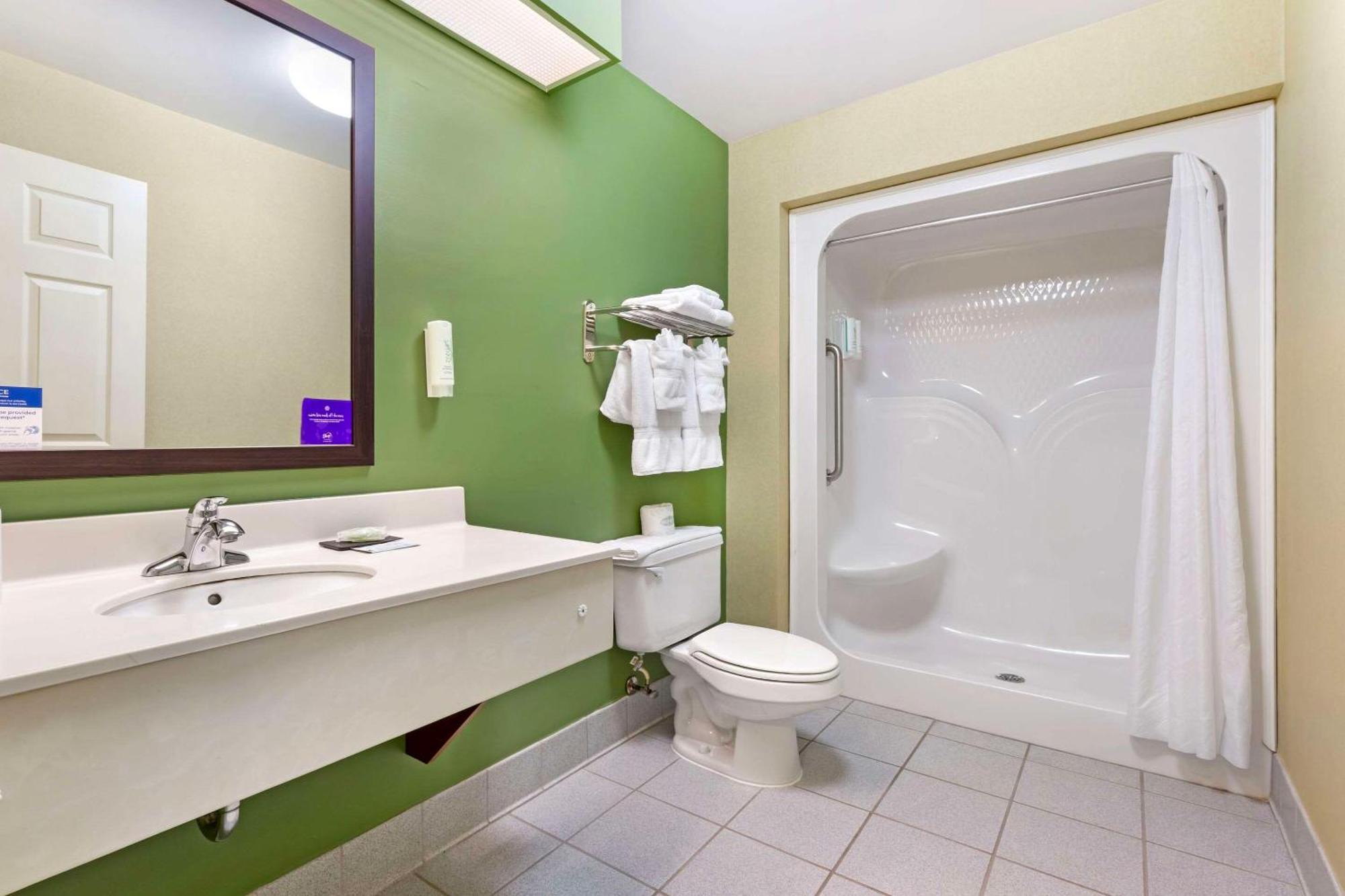 Sleep Inn & Suites Danville Hwy 58 Esterno foto
