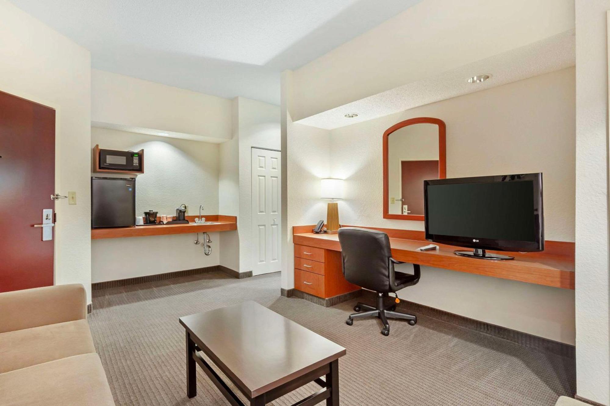Sleep Inn & Suites Danville Hwy 58 Esterno foto